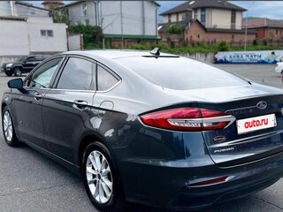 2020 Ford Fusion (North America) II Рестайлинг, серый, 1390000 рублей, вид 3