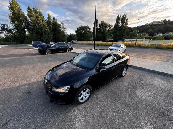 2013 Volkswagen Jetta VI, чёрный - вид 17