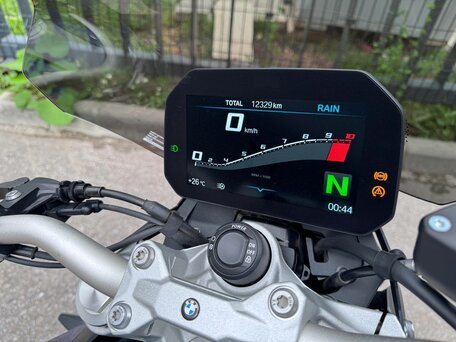 2021 BMW F 900 R, синий, 900000 рублей, вид 2