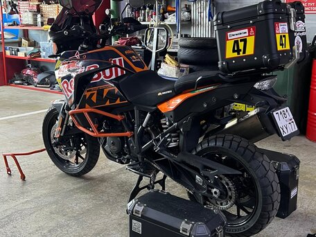 2019 KTM 1290 Super Adventure S, оранжевый, 1250000 рублей, вид 4