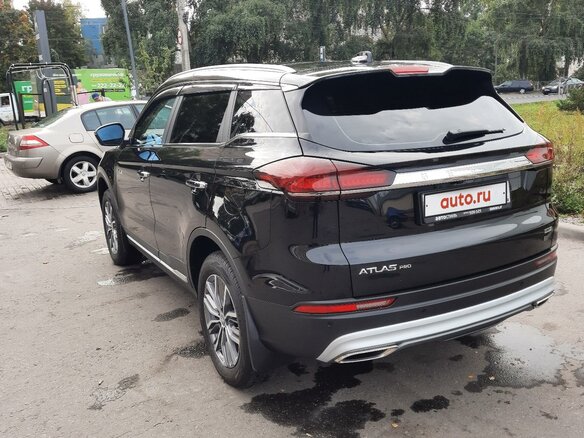 2023 Geely Atlas Pro, чёрный, 2750000 рублей - вид 8
