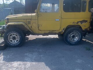 1973 Toyota Land Cruiser 40 Series, золотистый, 700000 рублей, вид 3
