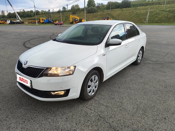 2018 Skoda Rapid I Рестайлинг, белый, 980000 рублей - вид 8