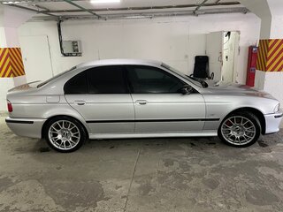 2001 BMW 5 серии 530d IV (E39) Рестайлинг, серебристый, 950000 рублей, вид 5