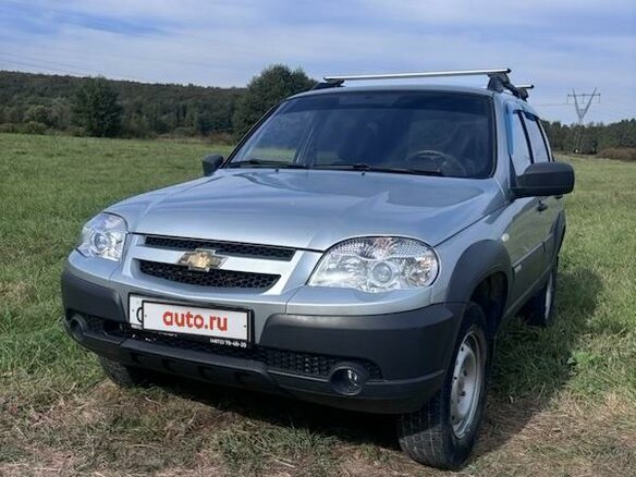 2015 Chevrolet Niva I Рестайлинг, серебристый, 650000 рублей