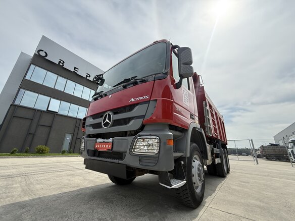 2018 Mercedes-Benz Actros, красный, 9980000 рублей - вид 25