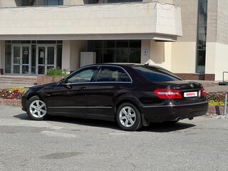 2009 Mercedes-Benz E-Класс 200 5G-Tronic IV (W212, S212, C207), коричневый, 1400000 рублей, вид 3