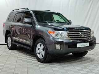 2012 Toyota Land Cruiser 200 Series Рестайлинг 1, серый, 4250000 рублей, вид 3