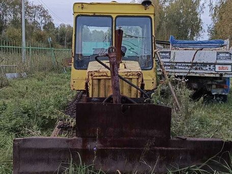 1989 ВТЗ Т-28, жёлтый, 370000 рублей, вид 5