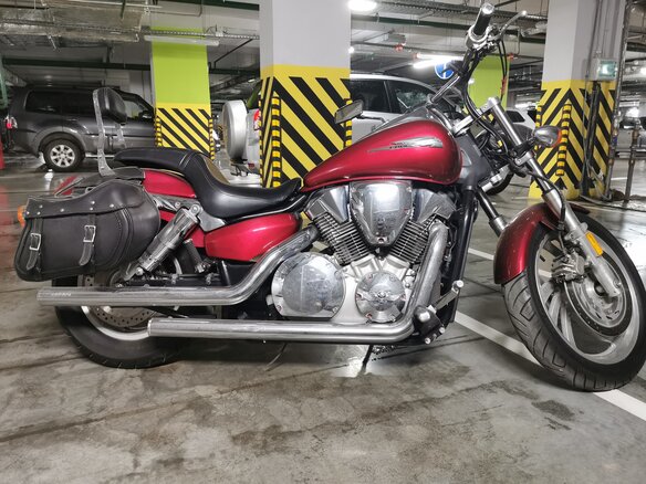 2004 Honda VTX 1300, красный, 660000 рублей