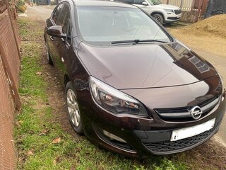 2014 Opel Astra J Рестайлинг, коричневый, 750000 рублей, вид 4