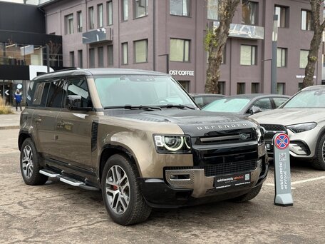 2023 Land Rover Defender 110 II, зелёный, 9310000 рублей, вид 3
