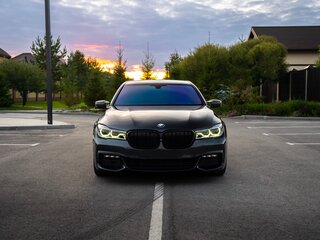 2016 BMW 7 серии 740d xDrive VI (G11/G12), серый, 4500000 рублей, вид 4
