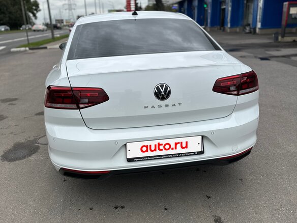 2020 Volkswagen Passat B8 Рестайлинг, белый, 2400000 рублей - вид 3