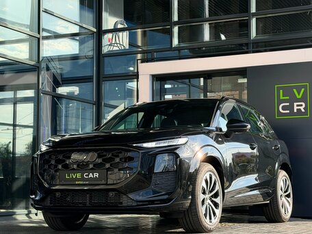 2026 Audi Q3 TFSI III (FJ), чёрный, 6725000 рублей, вид 2