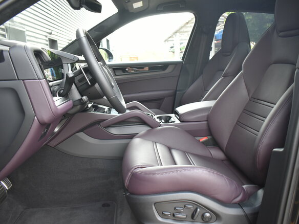 2026 Porsche Cayenne GTS III Рестайлинг, чёрный, 26490000 рублей - вид 14