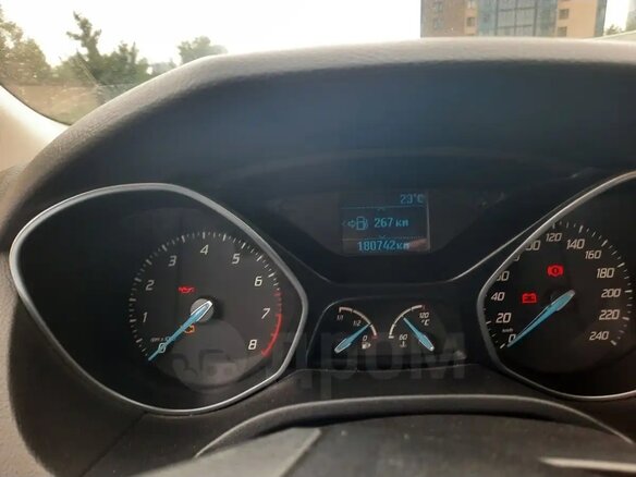 2012 Ford Focus III, чёрный, 800000 рублей - вид 12