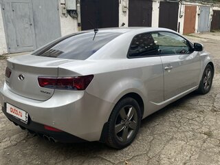 2011 Kia Cerato Koup II, серебристый, 800000 рублей, вид 4