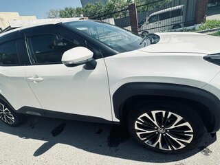 2020 Toyota Yaris Cross I, белый, 2050000 рублей, вид 4