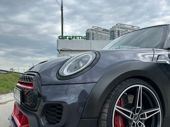 2020 Mini Hatch JCW John Cooper Works GP III (F55/F56) Рестайлинг, серый, 5500000 рублей - вид 9