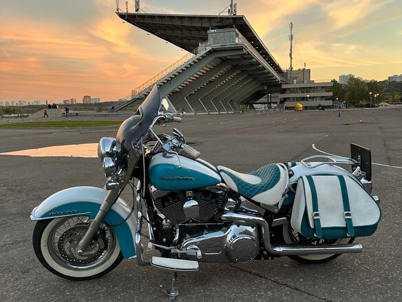 2017 Harley-Davidson Softail Deluxe, голубой, 1700000 рублей - вид 2