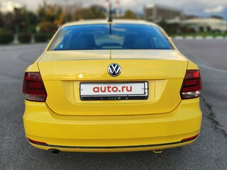 2017 Volkswagen Polo V Рестайлинг, жёлтый, 600000 рублей, вид 5