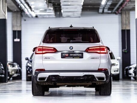 2019 BMW X5 30d IV (G05/G18), белый, 5000000 рублей - вид 7