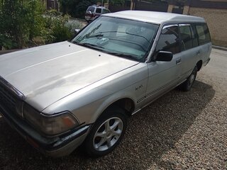 1993 Toyota Crown IX (S140), серебристый, 360000 рублей, вид 1