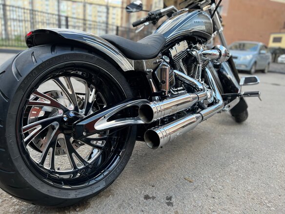 2014 Harley-Davidson Breakout, чёрный, 3500000 рублей - вид 18