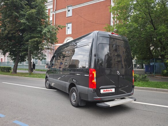 2021 Mercedes-Benz Sprinter, чёрный, 6250000 рублей - вид 3