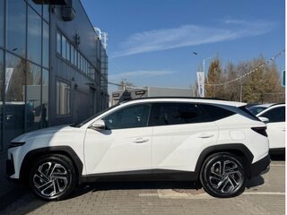 2025 Hyundai Tucson IV Рестайлинг, белый, 2574362 рублей, вид 4