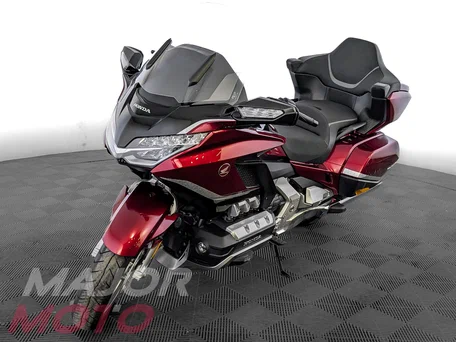 2021 Honda GL 1800 Gold Wing, красный, 2545000 рублей, вид 2