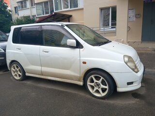 2000 Mitsubishi Dingo I, белый, 250000 рублей, вид 2