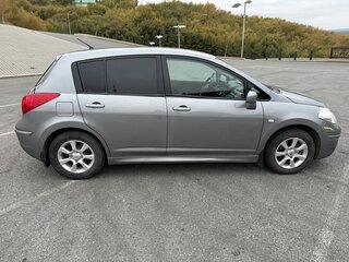 2010 Nissan Tiida I, серый, 530000 рублей, вид 2