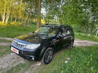 2011 Subaru Forester III Рестайлинг, серый, 1050000 рублей, вид 1