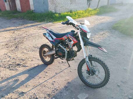 2022 BSE EX 125, красный, 80000 рублей, вид 2