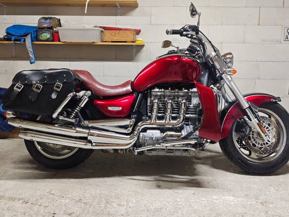 2005 Triumph Rocket III, чёрный, 650000 рублей - вид 2