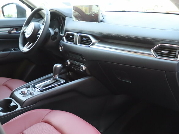 2026 Mazda CX-5 II Рестайлинг, серый, 4250000 рублей - вид 5