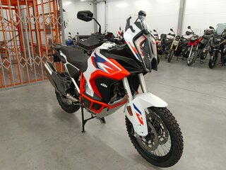 2023 KTM 1290 Super Adventure R, оранжевый, 1800000 рублей, вид 1