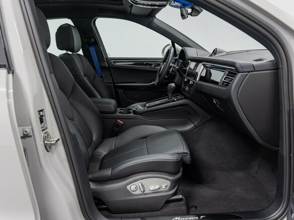 2026 Porsche Macan I Рестайлинг 2, серый, 12245000 рублей - вид 13