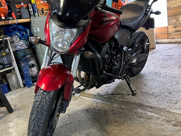 2009 Honda CB 600F Hornet, красный, 750000 рублей - вид 3