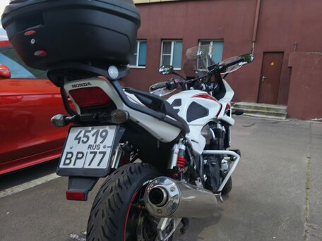 2010 Honda CB 1300, белый, 600000 рублей, вид 2