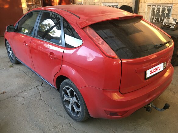 2008 Ford Focus II Рестайлинг, красный, 395000 рублей - вид 5