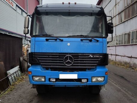 2002 Mercedes-Benz Actros, голубой, 3000000 рублей, вид 2