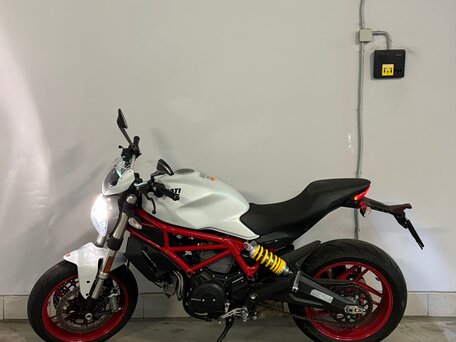 2017 Ducati Monster 797, белый, 700000 рублей, вид 1