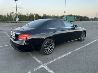 2019 Mercedes-Benz E-Класс 200 V (W213, S213, C238), чёрный, 3600000 рублей, вид 4
