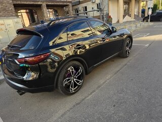 2014 Infiniti QX70, чёрный, 2399000 рублей, вид 3