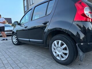 2013 Renault Sandero I, чёрный, 390000 рублей, вид 2