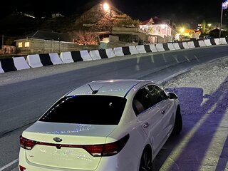 2019 Kia Rio IV, белый, 1345000 рублей, вид 4