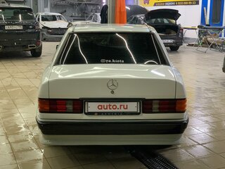 1991 Mercedes-Benz 190 (W201), белый, 420000 рублей, вид 5